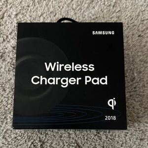Samsung Wireless Charger Pad – Fast Charge Qi | New Sealed Box